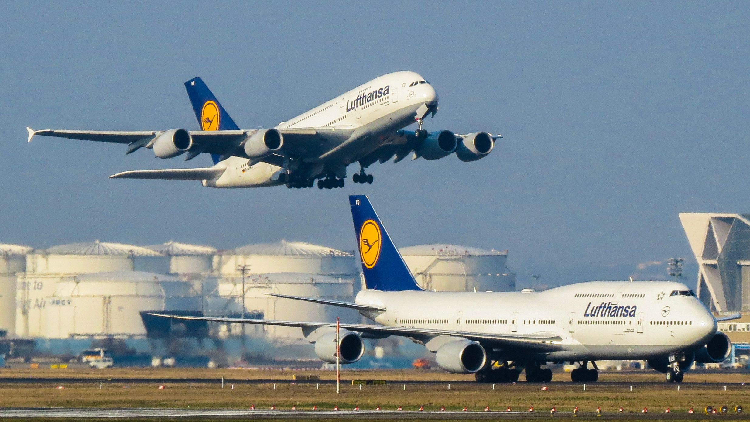 imagen-airbus-a380-and-boeing-747-lufthansa-1-aerospace-insight